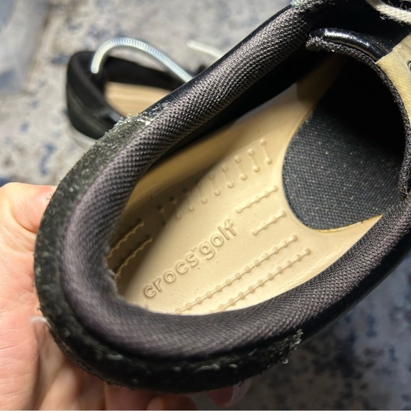 Crocs Black Karlson Lace-Up Gold Shoes Size 7 - Picture 9 of 11